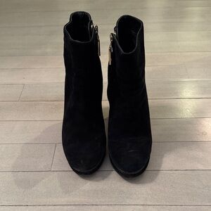 Dolce Vita Black Ankle Booties